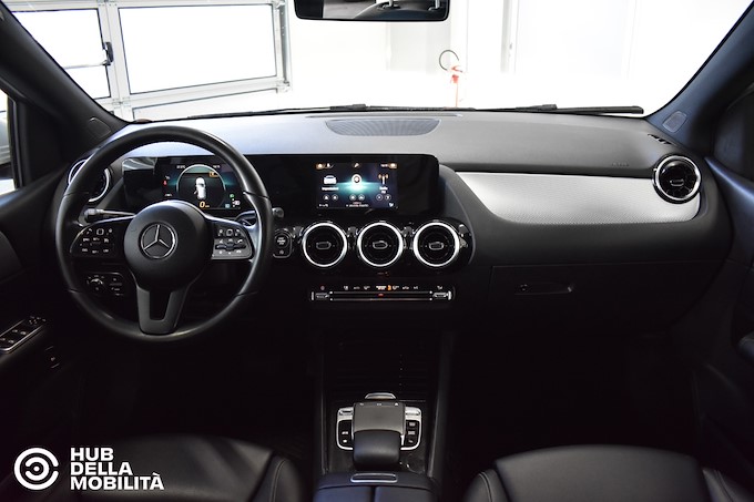 MERCEDES-BENZ B 180 d Automatic Sport